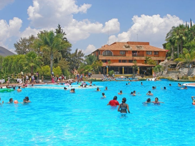 Piscina termal